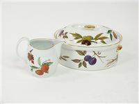 Lot 116 - A large collection of Royal Worcester Evesham Vale