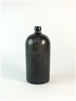 Lot 8 - A sealed VR cylinder glass bottle