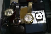 Lot 30 - A small collection of four vintage watches.