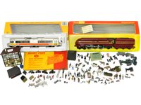 Lot 300 - Triang-Hornby King George VI, Boeing LRV + Accessories