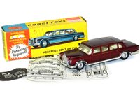 Lot 246 - Corgi 247 Mercedes Benz 600 Pullman