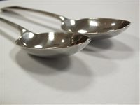 Lot 50 - A canteen of silver cutlery