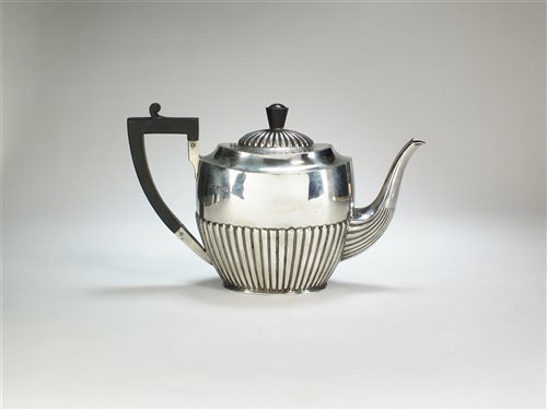 Lot 49 - A silver teapot