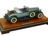 Lot 283 - Danbury Mint 1930 Cadillac V-16 Roadster and case