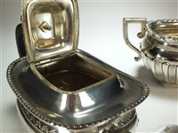 Lot 16 - A silver teapot and sugar bowl