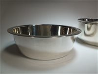Lot 9 - A Victorian silver soufflé dish