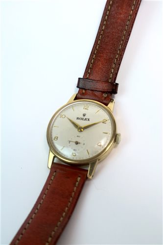 Lot 195 - A 9ct gold Tudor wristwatch with a re-printed dial to read 'Rolex'