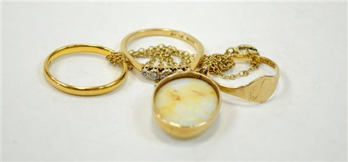 Lot 21 - A collection of jewellery