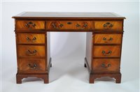 Lot 339 - A reproduction pedestal desk