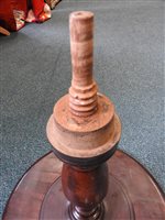 Lot 554 - A late George III mahogany three-tier dumbwaiter