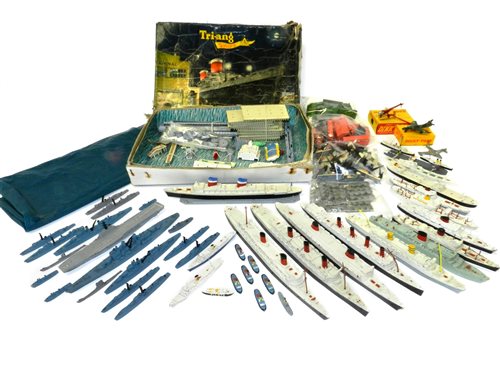 Lot 327 - Triang Minic large group of Ships, tugs and docks