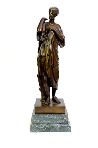 Lot 389 - A French bronze figure of Diana of Gabii