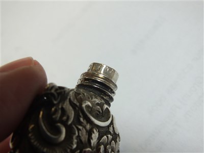 Lot 49 - A Sampson & Mordan miniature silver scent bottle