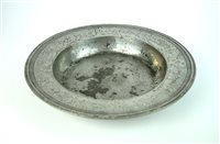 Lot 133 - A late 17th century pewter bowl or dish