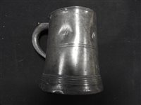 Lot 135 - Small collection of assorted pewter