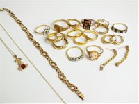 Lot 51 - A collection of gold rings, earrings and a bracelet