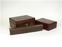 Lot 605 - A 20th century Japanese lacquered box