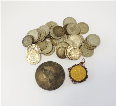 Lot 254 - A collection of coinage