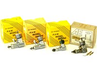 Lot 331 - P.A.W. Model Diesel Engines and boxes – 06, 1.49 (x2), 15