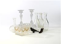 Lot 191 - A collection of glassware and collectibles