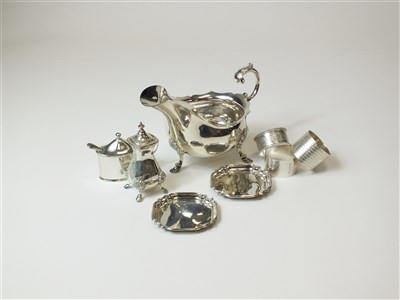 Lot 263 - A collection of silver