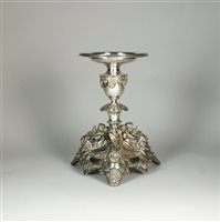 Lot 415 - A silver plated table centrepiece