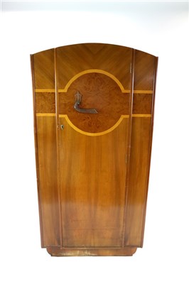 Lot 551 - An Art Deco walnut vennered bedroom suite