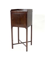 Lot 730 - A small 19th century mahogany pot cupboard