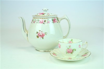 Lot 306 - A Royal Doulton Art Deco coffee service and other ceramics