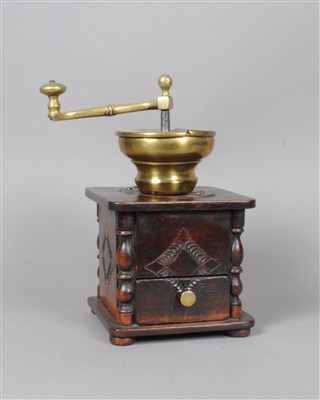 Lot 176 - A small Dutch coffee grinder and other metalwares