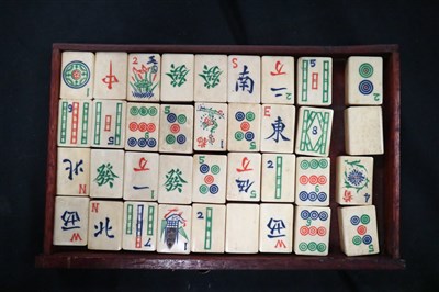 Lot 517 - A 20th century Chinese cased Mah Jong set