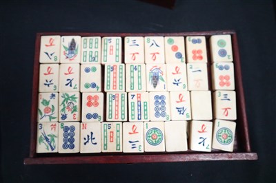 Lot 517 - A 20th century Chinese cased Mah Jong set