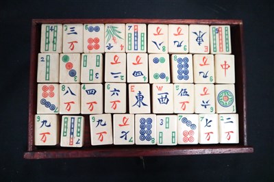 Lot 517 - A 20th century Chinese cased Mah Jong set