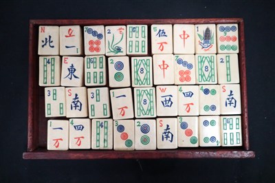 Lot 517 - A 20th century Chinese cased Mah Jong set