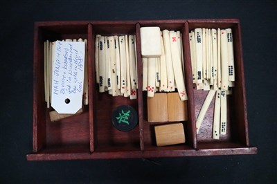 Lot 517 - A 20th century Chinese cased Mah Jong set