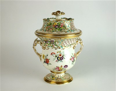 Lot 418 - A Coalport porcelain fruit cooler, early 19th century