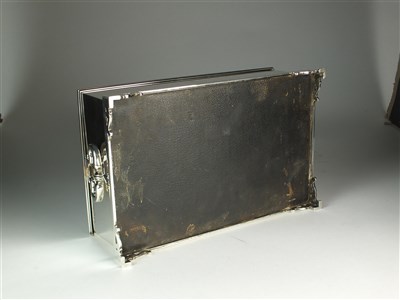 Lot 127 - A silver cigar box