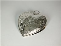Lot 37 - A Victorian heart shaped silver clip