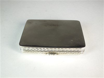 Lot 62 - A silver and malachite box