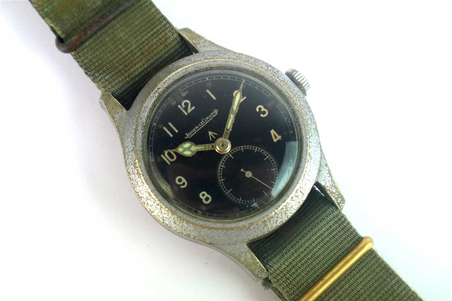 Lot 203 - A Gentleman's Jaeger-LeCoultre Military Wristwatch