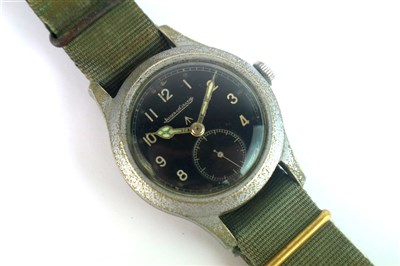 Lot 203 - A Gentleman's Jaeger-LeCoultre Military Wristwatch