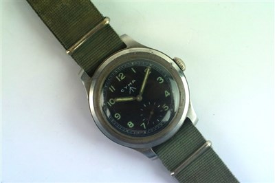 Lot 202 - A Gentleman's CYMA Military Wristwatch