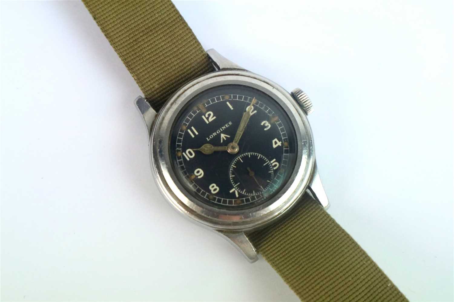 Lot 201 - A Gentleman's Longines Military Wristwatch