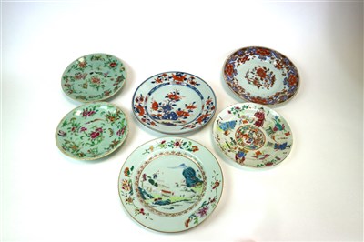 Lot 223 - A collection of 18th century and later Chinese porcelain plates