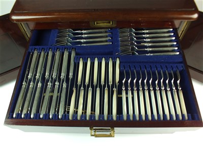 Lot 100 - A canteen of silver plated cutlery
