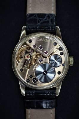 Lot 249 - A Gentleman's 9ct Gold Omega Geneve Wristwatch