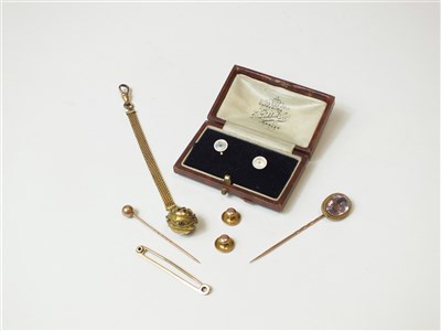 Lot 196 - A small collection of jewellery