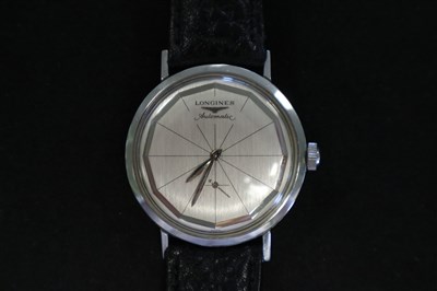 Lot 232 - A Gentleman's Longines Dodecagon Dial Wristwatch