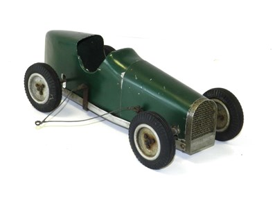 Lot 758 - M & E Models Wasp Tinplate Tethered Racing Car in British Racing Green.