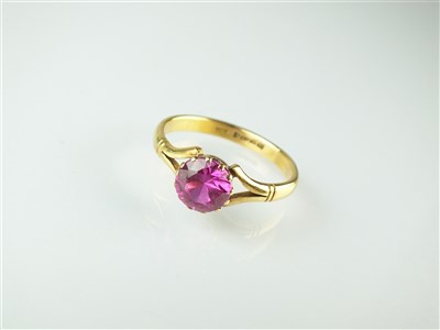 Lot 334 - A synthetic pink sapphire ring
